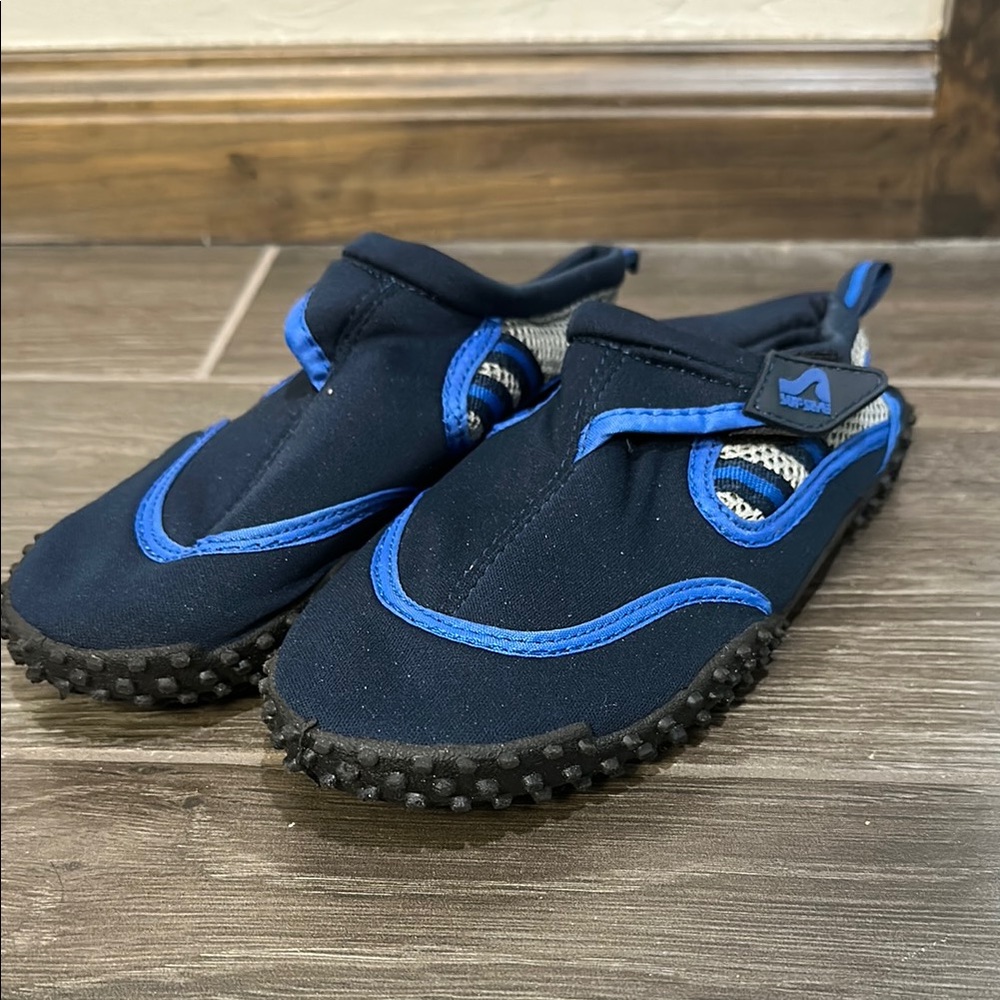 Kids Aqua Shoes - Black and Blue